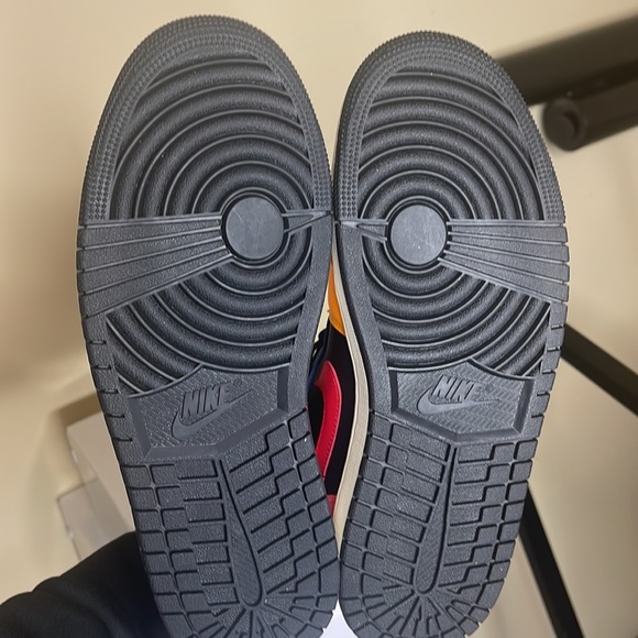 Air Jordan one low SE - Picture 5 of 5